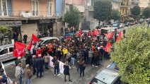 Flop della manifestazione contro il lavoro nero: in strada solo pochi ragazzi