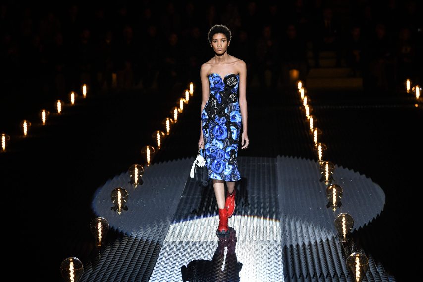 Il Colore Blu Nella Letteratura Italiana