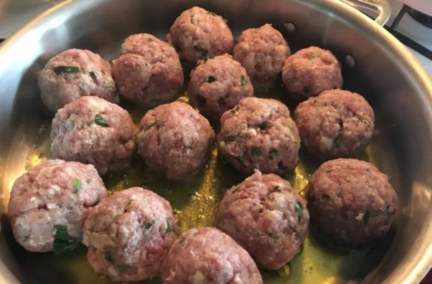 Non usate il coperchio durante la cottura perché contribuisce alla formazione dell'umidità.