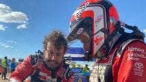 Fernando Alonso, fascette e nastro adesivo per riparare la Toyota
