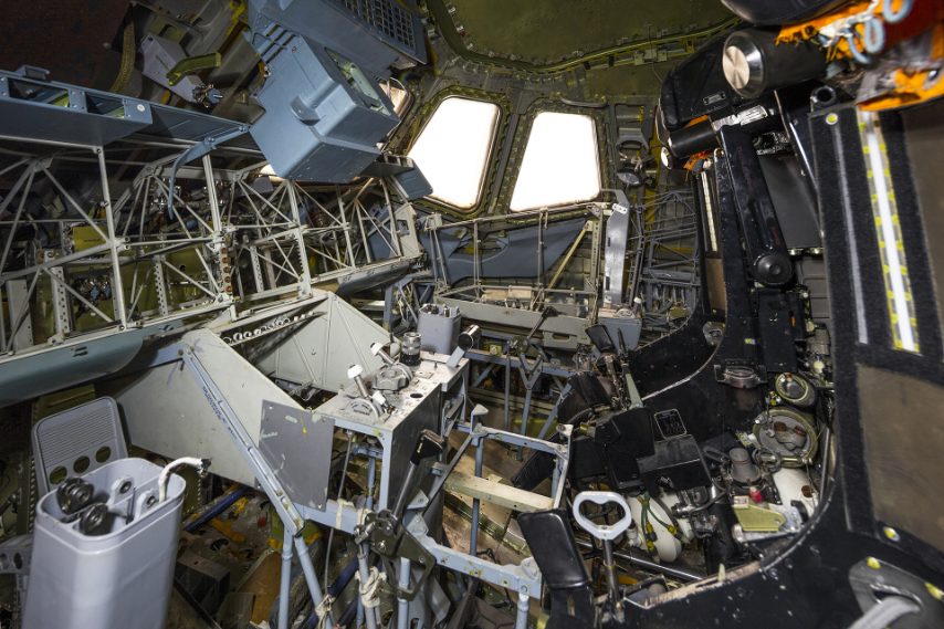 La cabina di pilotaggio di Orbiter K2-Ptichka