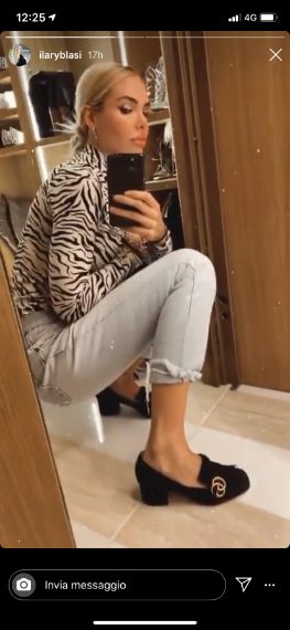 Le scarpe di Ilary costano 595 euro