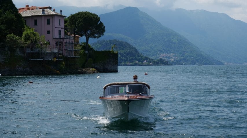 Varenna è meravigliosa anche dal lago grazie a http://www.lakecomoboat.it/ Foto di Stefano Govi