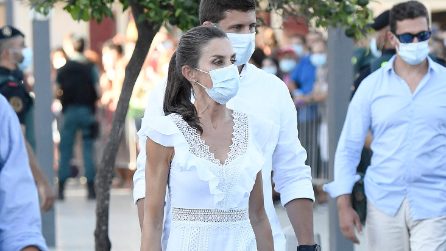 Letizia di Spagna, i look per il tour del paese dopo il lockdown