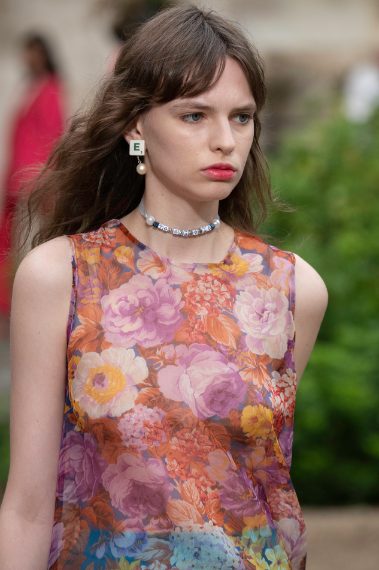 Mosso con riga centrale