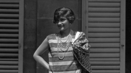 Coco Chanel, la prima stilista a vestire la donna moderna