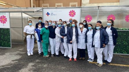 Primo giorno di vaccinazioni contro il Covid nel Lazio: oggi le riceveranno oltre 3mila anziani
