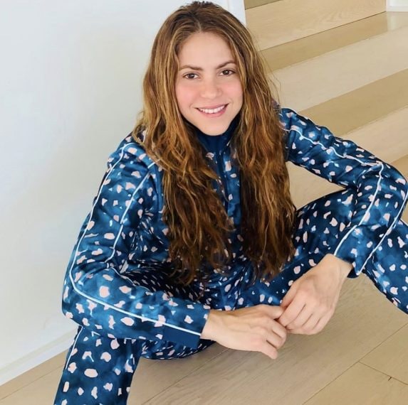 Shakira all'ingresso