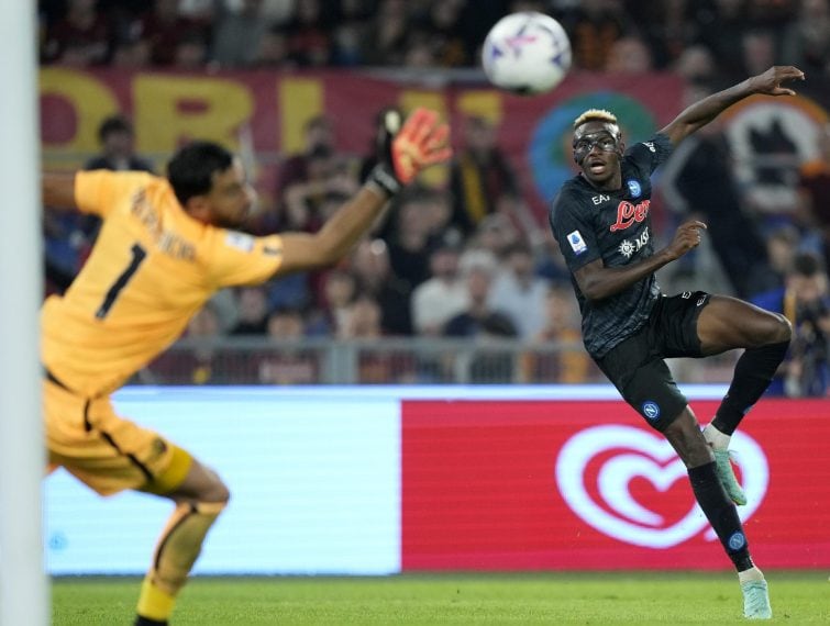 Partita molto tattica ed estremamente equilibrata quella dell'Olimpico, decisa da una prodezza di Osimhen. Spalletti batte per la prima volta Mourinho.