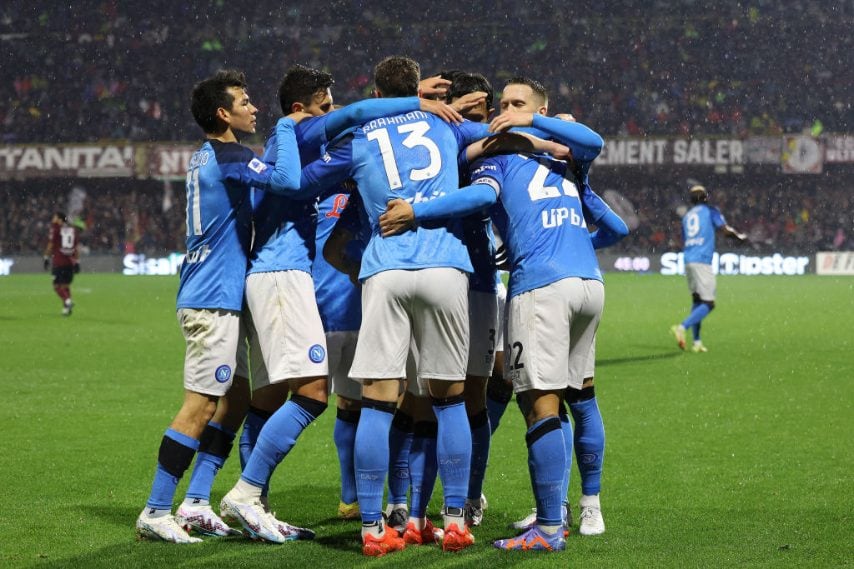 Giovanni Di Lorenzo chiude un'azione splendida e realizza l'ennesimo gol della sua carriera.