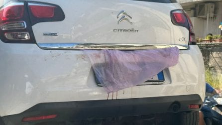 Trovato il corpo di una donna nel bagagliaio di un'auto a Piano di Sorrento