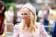 Emma Bunton con pochette Chanel