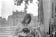 Jane Birkin col cestino a Parigi nel 1970