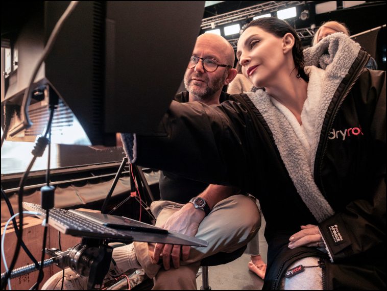 Dal backstage del Calendario Pirelli 2026 di Sølve Sundsbø, foto di Alessandro Scotti