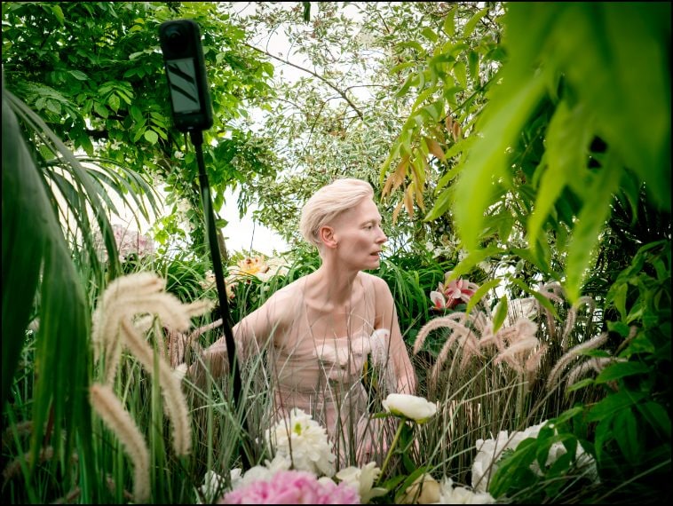 Dal backstage del Calendario Pirelli 2026 di Sølve Sundsbø, foto di Alessandro Scotti