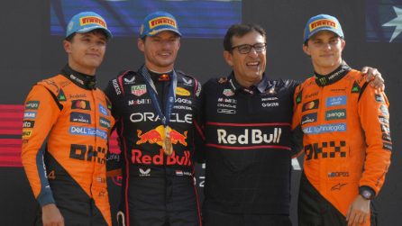 Il weekend perfetto di Max Verstappen che vince Monza e rispedisce sulla terra le McLaren