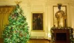 Natale 2025, le decorazioni scelte da Melania Trump alla Casa Bianca