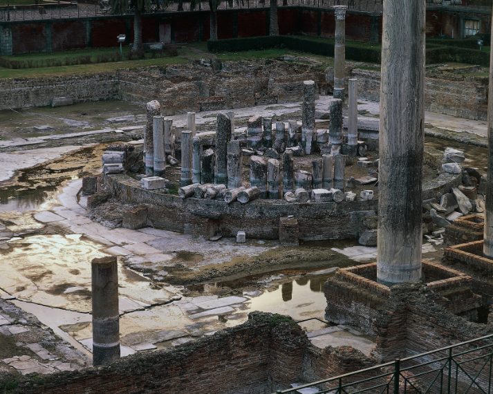 Sempre il 2007, un anno dopo l'inizio dell'attività bradisismica in corso oggi