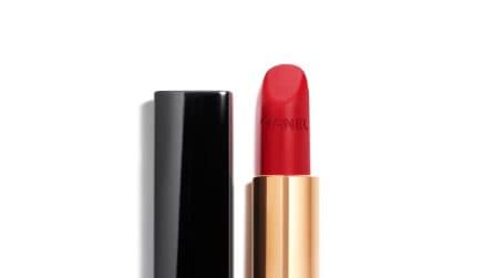 I prodotti per il perfetto make-up di Natale 2025