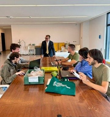 Parco archeologico di Sibari – Archeologi (e operai) al lavoro sul campo e in deposito