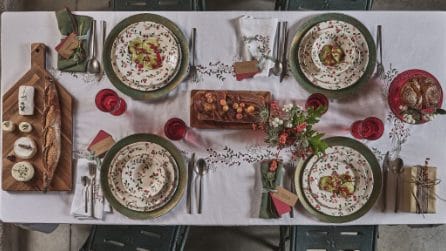 Natale 2025, gli accessori per decorare la tavola in modo trendy