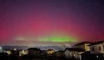 L'aurora boreale sorprende l'Italia: uno spettacolo unico nei cieli