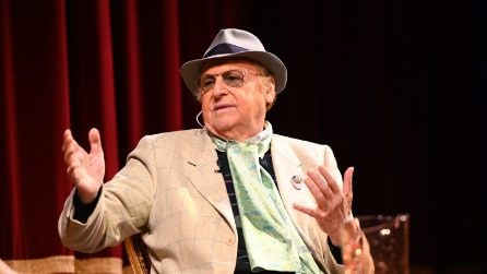 Renzo Arbore racconta a Marisa Laurito il suo amore per Napoli