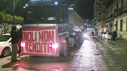Nuovo blocco stradale a Bagnoli: protesta dei comitati