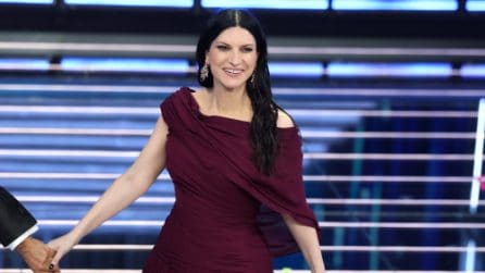 Tutti i look di Laura Pausini al Festival di Sanremo 2026
