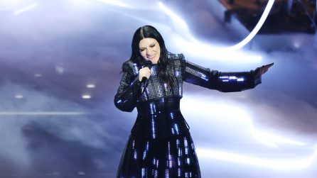 Tutti i look di Laura Pausini al Festival di Sanremo 2026