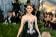 Anne Hathaway in Michael Kors, scarpe Roger Vivier, gioielli Bulgari