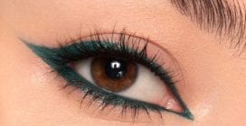 I prodotti per realizzare il matcha makeup: il verde è assoluto protagonista sugli occhi