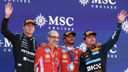 Lewis Hamilton vince a Barcellona e trionfa per la 1ª volta con la Ferrari