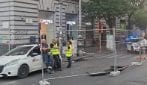 Incendio nel sottosuolo a piazza Borsa a Napoli, domato dai pompieri