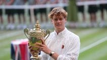 Jannik Sinner vince di nuovo a Wimbledon, Zverev battuto in 4 set