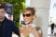 Bella Hadid con occhiali Oliver Peoples