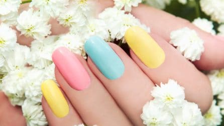 Estate 2026, quali smalti usare per la manicure a effetto gelato
