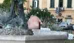 "Tendopoli di senzatetto vicino agli chalet di Mergellina": denuncia dei residenti