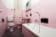Piastrelle rosa in bagno