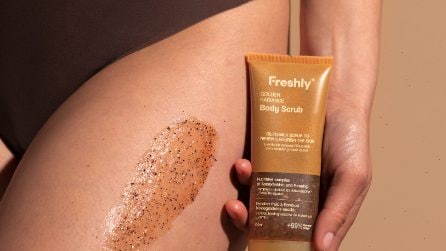 Doposole e scrub per far durare a lungo l'abbronzatura in estate
