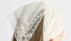 La bandana è l'accessorio must have dell'estate 2026: i modelli di tendenza