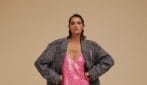 Come abbinare il rosa: gli inspo look da copiare