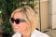 Anna Ferzetti con occhiali Max Mara Eyewear e borsa Valextra