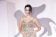 Ivana Lotito in Ermanno Scervino con gioiellI Crivelli e scarpe Casadei