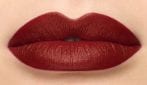 I prodotti di make-up per pelle matura da utilizzare su occhi e labbra