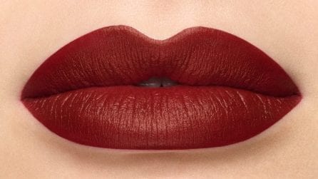 I prodotti di make-up per pelle matura da utilizzare su occhi e labbra