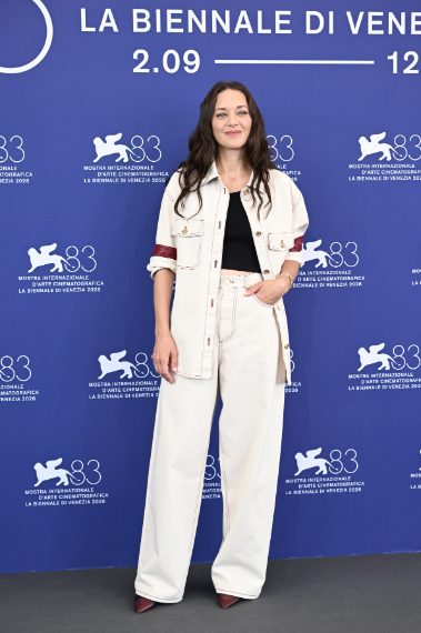 Marion Cotillard in Chanel