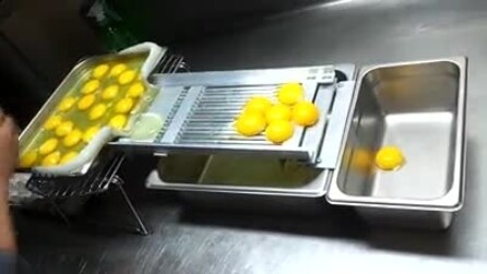 Il modo più veloce di separare il tuorlo dall'albume