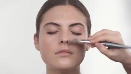 LR Health & Beauty Systems Deluxe Make up