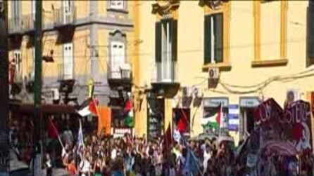 Napoli saluta Estelle. Ora avanti tutta verso Gaza